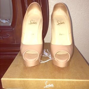 Christian Louboutin Nude Lady Peep Pumps 38.5/8